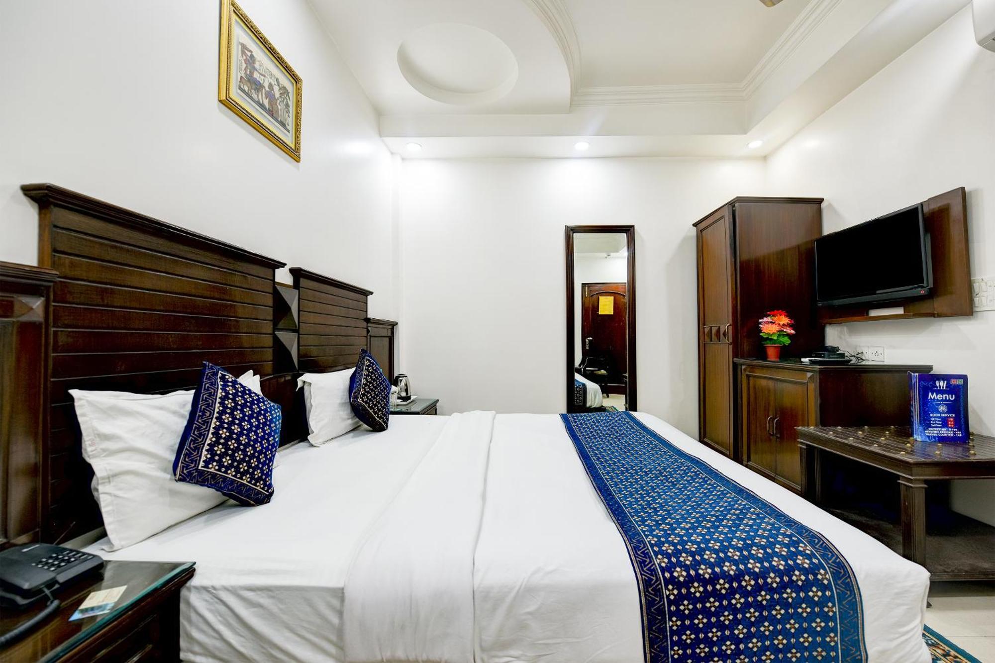 Hotel Legend International - Near New Delhi Railway Station Buitenkant foto